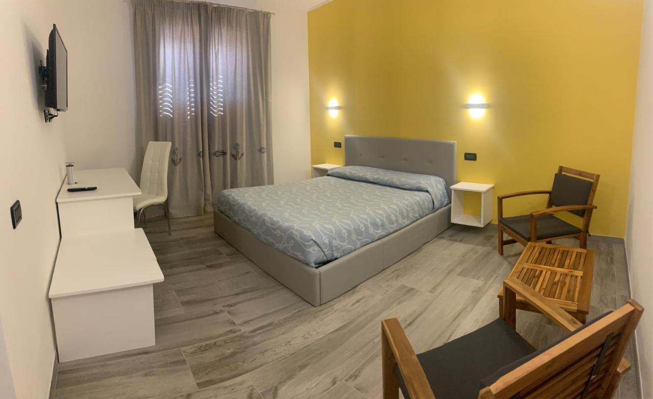 Bed and Breakfast Residenza “La Vecchia Ancora” Кастельсардо Экстерьер фото