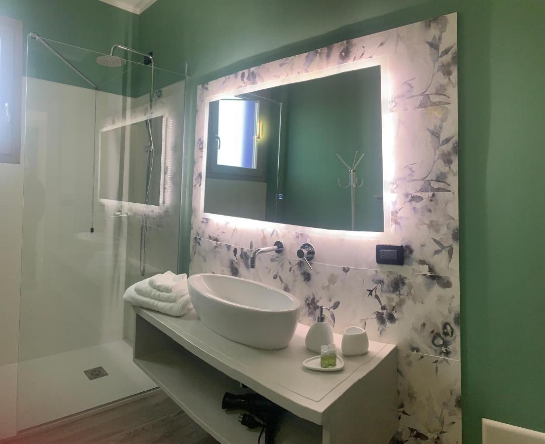 Bed and Breakfast Residenza “La Vecchia Ancora” Кастельсардо Экстерьер фото
